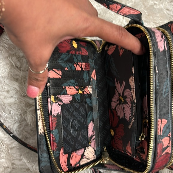 Steve Madden Crossbody - Picture 5 of 6